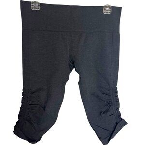 Lululemon‎ Women's 10 In The Flow Crop Leggings Solid Charcoal Scrunch Yoga